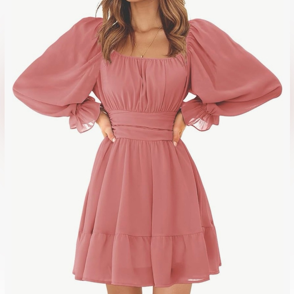 Exlura long sleeve, tie back dress.